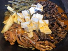 -缘福乡村铁锅炖民宿(八达岭店)