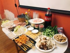 -锅圈食汇火锅烧烤食材超市(聚贤路店)