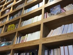 -新华书店(解放中路店)