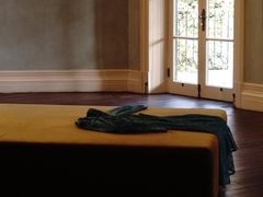 -Nathalie Djurberg与Hans Berg“牛皮纸包裹的月亮”-Prada荣宅当季展览