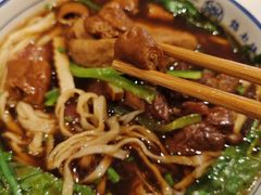 -镇南锅盖面馆(解放路店)