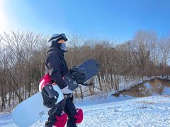 -亚布力新体委滑雪场