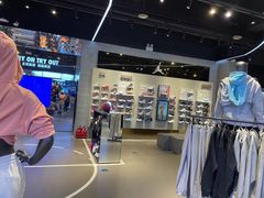 -NIKE品牌体验店(金源新燕莎店)