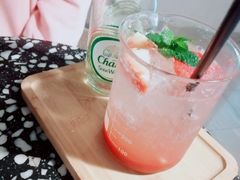 -小草莓·Little Strawberry