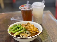 -丽丽三鲜螺蛳粉(田林路店)