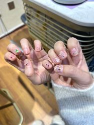 -甲·铺轻奢美甲美睫