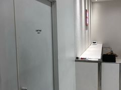 -优衣库(上海金桥国际商业广场店)