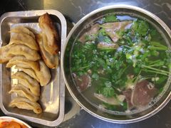 -清真·玛丽亚新疆菜主题餐厅(浙江中路店)