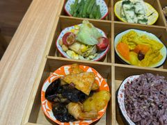 -轻蔬不用等·素食(江苏路店)