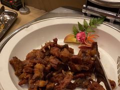 -荣誉国际酒店-云顶旋转餐厅
