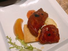 -雍和会海鲜姿造自助(湖东路店)