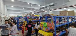 -逝水玩具折扣店