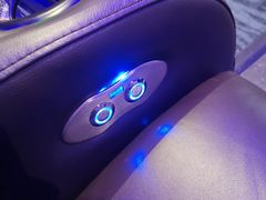 座椅-春天国际影城(中庚漫游城杜比全景声店)