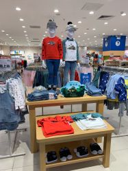 -乐友孕婴童(龙旗购物中心店)