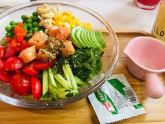 夏威夷三文鱼波奇饭-Miss Fresh轻食(南京西路店)