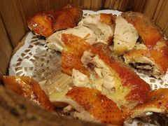 -胡桃里音乐餐厅(陶溪川店)(川湘赣菜·世界百大酒庄直供红酒·音乐表演)
