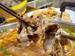 -亮欢寨酸汤鱼(沙冲路店)