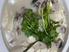 -芦茨金富饭庄·25年老字号·专做稻草鸡