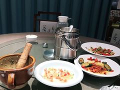 -湘君私厨.16年湘菜店(金匙望湖店)