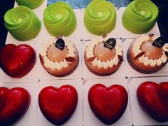 -法桐蛋糕·手作面包(万达公馆店)