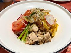 鸡肉大虾鲜蔬波奇碗-西堤牛排(龙德广场店)