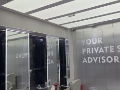 -PE SALON