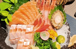 Bamboo Assorted Sashimi
