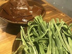 -周幺妹重庆老火锅(银泰城总店)