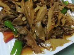 -天天向上素食餐厅(五台山店)