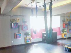 -舞佳舞空中瑜伽馆