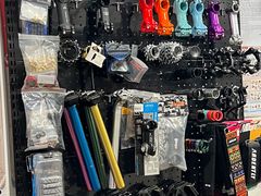 -胡子渣渣死飞单车工作室(龙缘花园店)