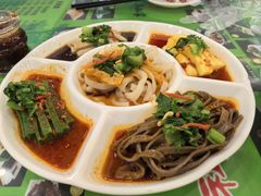 -令氏家外家周秦食府(高新店)