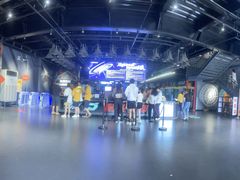 -极限PLAY运动娱乐新世界·团建派对潮玩休闲馆·室内蹦极高空游乐园