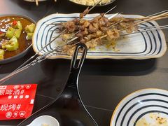 -许哥东北烧烤·铁丳烤串·宫后夹肉(繁花中心店)