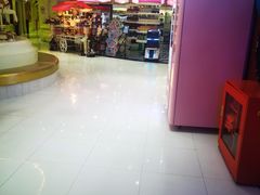 -自由港KTV(王子公主金平店)