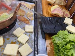 -香香腊排骨.野生菌火塘总店(束河店)