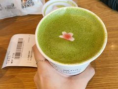 -星巴克(成都东站店)