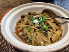 岩蒜炒年糕-新荣记(西溪湿地店)