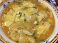 -黄桷树曹家私房菜(江与城店)