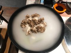 -煲宫猪肚鸡(晶品店)