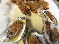 -四川小胡子海鲜(丁村万人海鲜广场店)