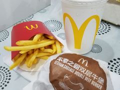 -麦当劳(江湾镇店)