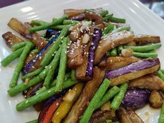 -绿雅居原生态农庄(小涌店)
