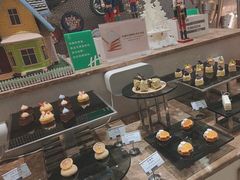 -青岛中心假日酒店-碧海咖啡厅