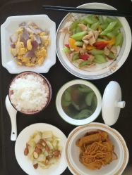 -月之旅·尊 高端月子会所(科馨别墅一店)
