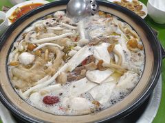 -百菇园野生菌煲(平武店)