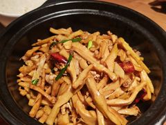 -吕氏疙瘩汤·新派鲁菜(济南万象城店)