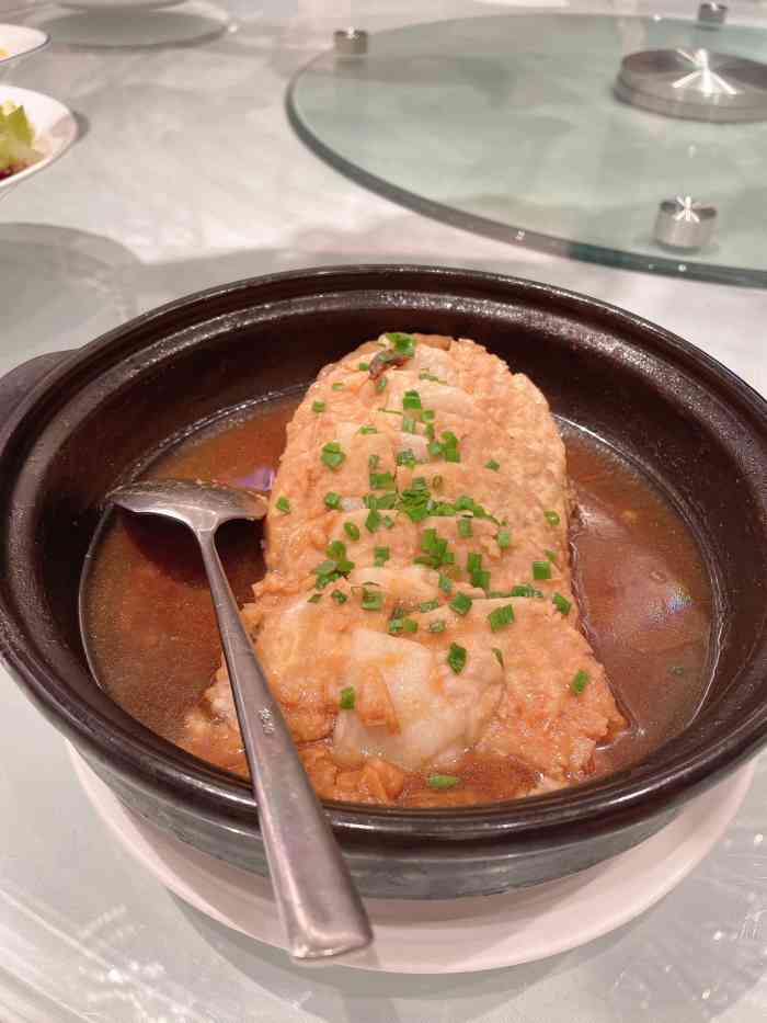 西湖春天(万象店)-"「广式金牌片皮鸭」很不错,都是皮,剩下的.