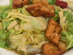 -汗腾格里·风味餐厅(新疆驻京办店)