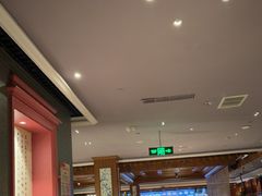 -八府香鸭·啫啫煲(华山路店)